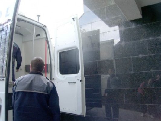 Condamnaţi la închisoare, depistaţi de poliţişti